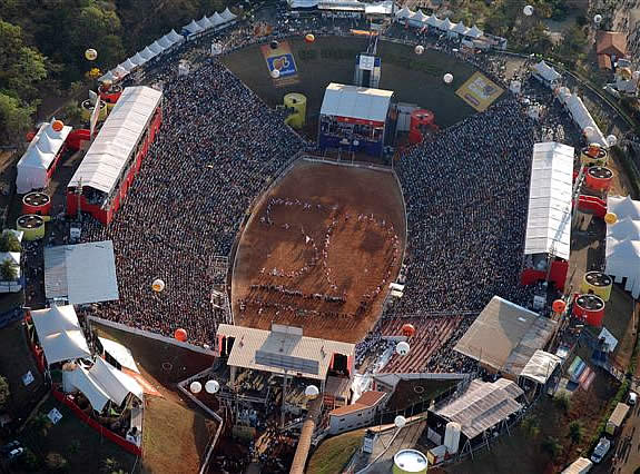 Ficheiro:Festa do Peão de Boiadeiro em Barretos.jpg – Wikipédia, a  enciclopédia livre